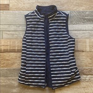 Light weight reversible vest